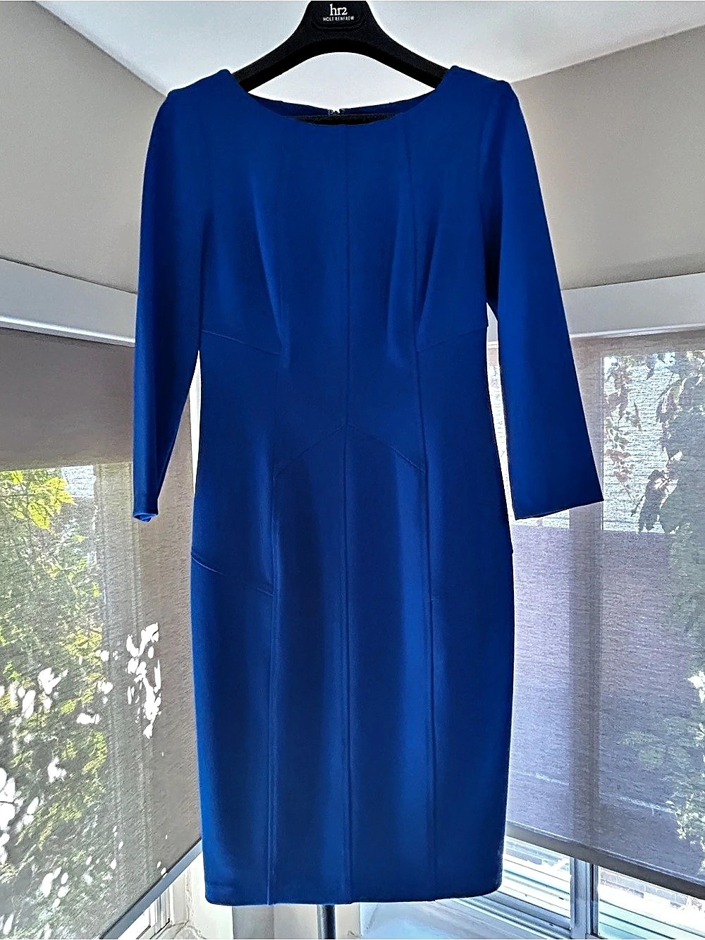 Calvin Klein Medium length Sleeve Midi Dress in Blue Size 6 Like New